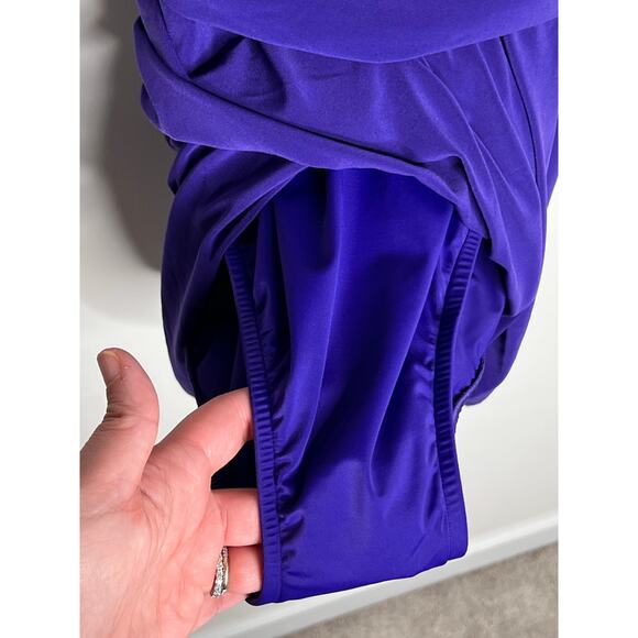 Magicsuit Celine Deep V-Neck One-Piece Swimdress Passion Women's Size 16 NWT - Picture 7 of 13